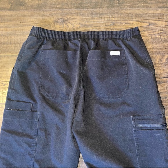 Figs Black petite scrub pants - Picture 4 of 8